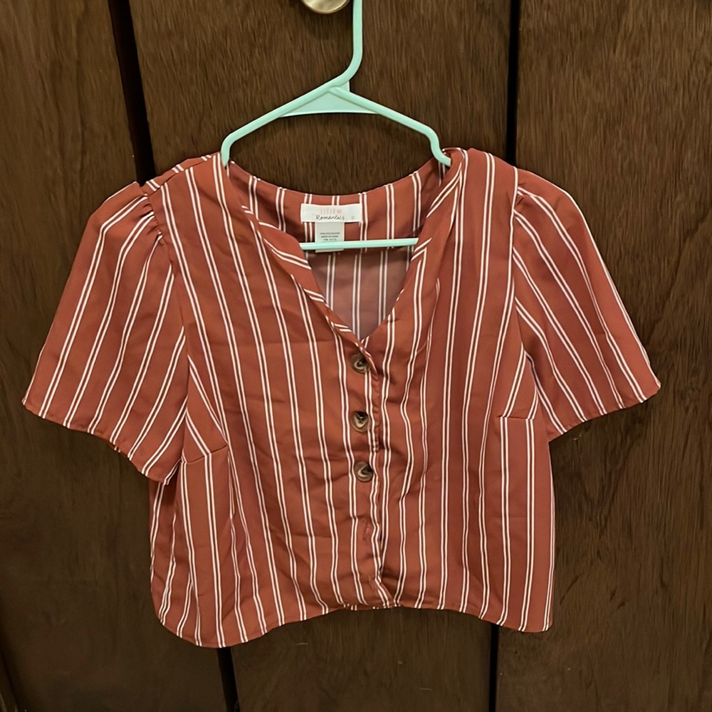 Size small, orange and white